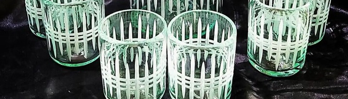 Glasgravyr, lika delikat som glas och lika vackert som en iransk matta